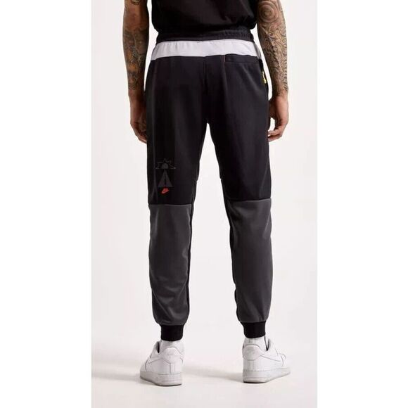 Nike DQ3525-891 Men's Sz S Orange/Black/Anthracite Tribute Smile Joggers - Picture 13 of 14